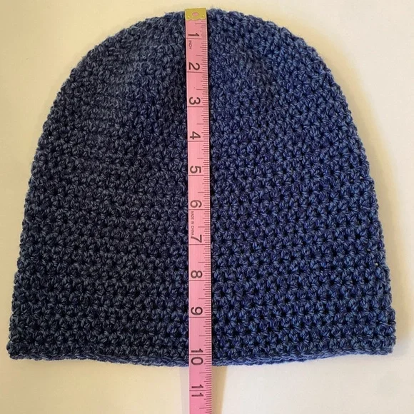 Men's Navy Blue Crochet Beanie - Picture 4 of 5